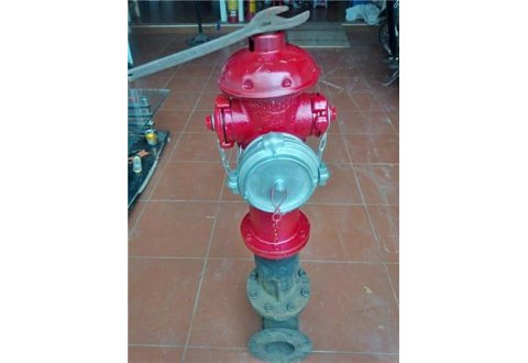 Trụ chữa cháy 3 cửa SS100/65-1.6+Trụ chân
